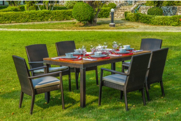 How to buy the best garden furniture